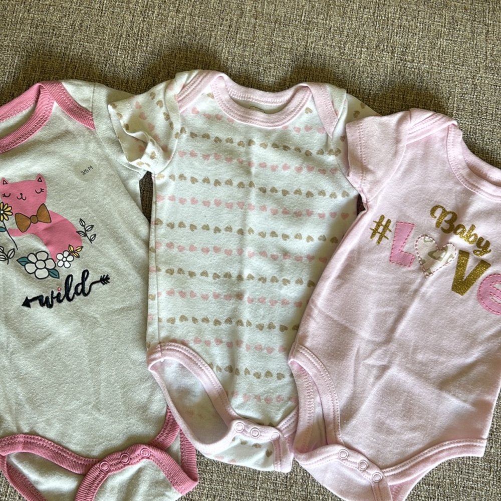 3 Onesies.